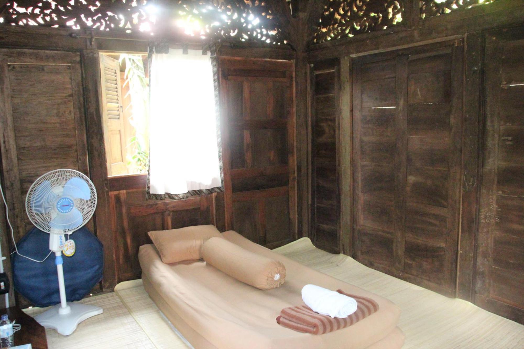 Omah Garengpoeng Guest House มาเกอลัง ห้อง รูปภาพ