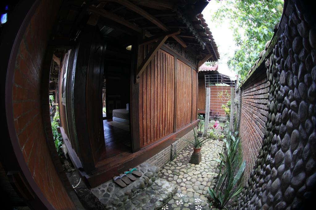 Omah Garengpoeng Guest House มาเกอลัง ภายนอก รูปภาพ