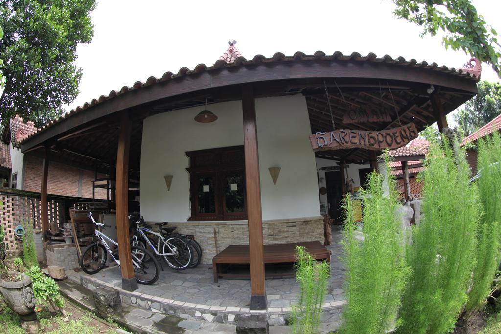 Omah Garengpoeng Guest House มาเกอลัง ภายนอก รูปภาพ