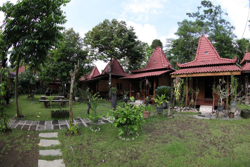 Omah Garengpoeng Guest House มาเกอลัง ห้อง รูปภาพ