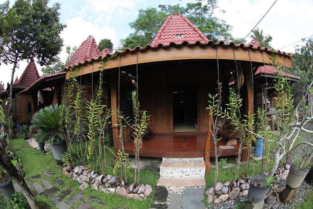 Omah Garengpoeng Guest House มาเกอลัง ภายนอก รูปภาพ